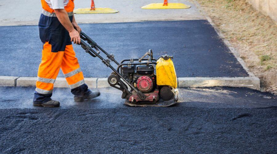 Professional gutter cleaning in Long Creek, SC